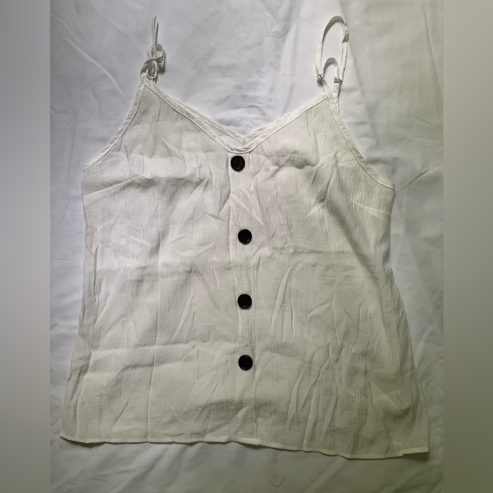 Cupshe NWT white tank top with fake brown buttons size medium